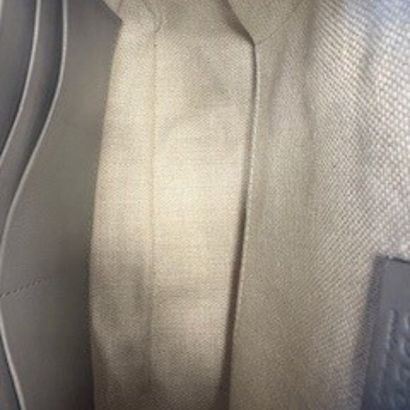 Gucci Microguccissima Bree Camera Bag - Picture 5 of 9